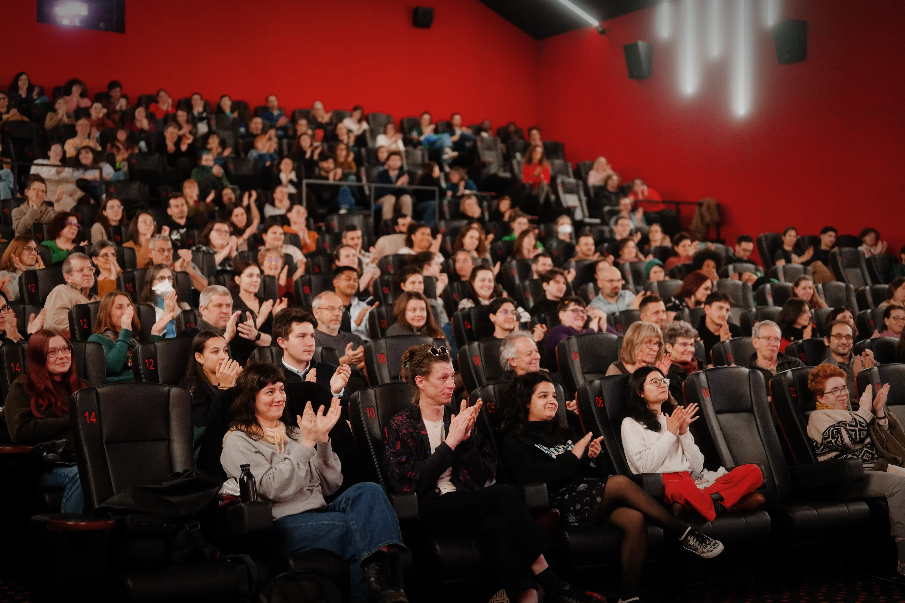 R&eacute;sister, galerie