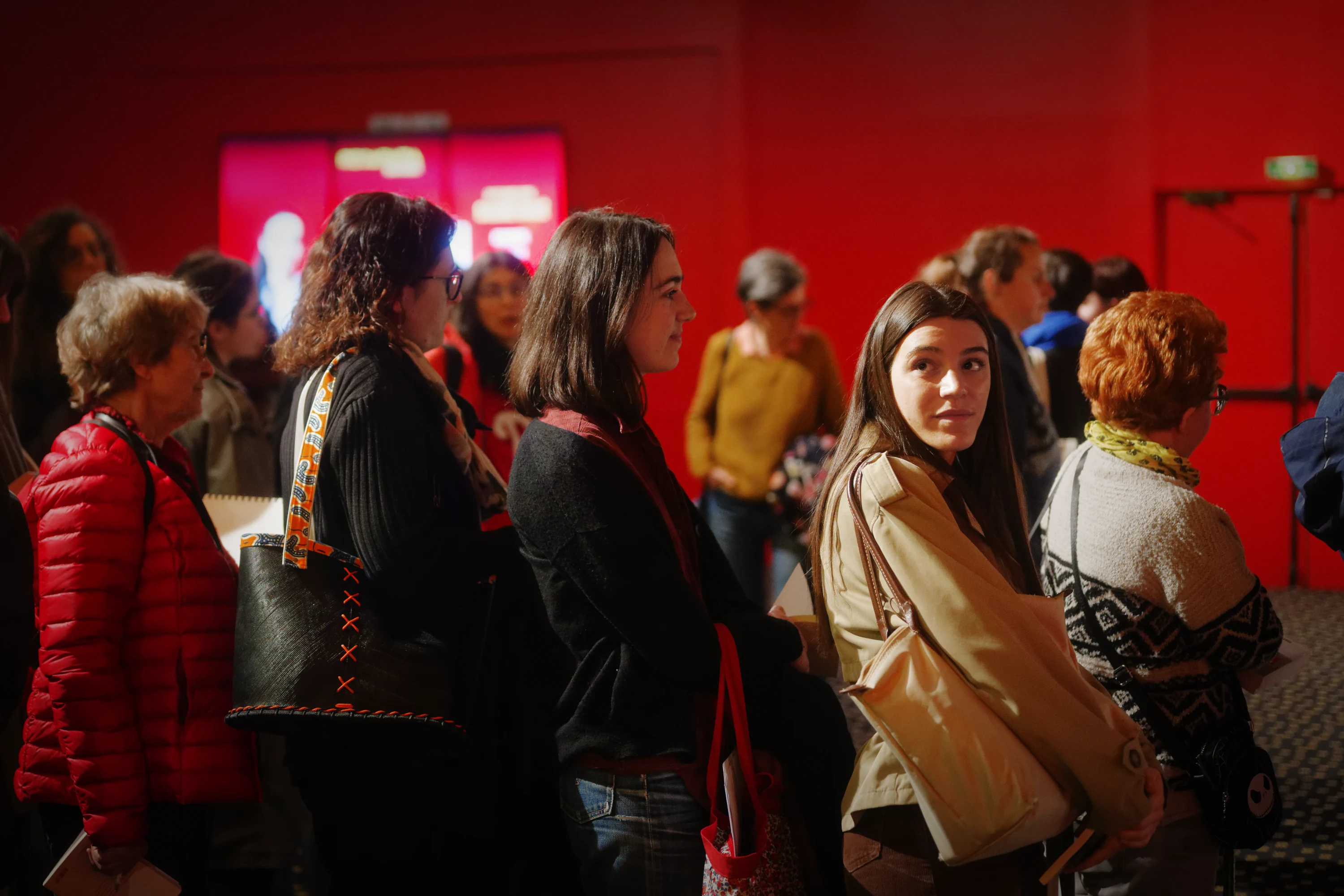 R&eacute;sister, galerie